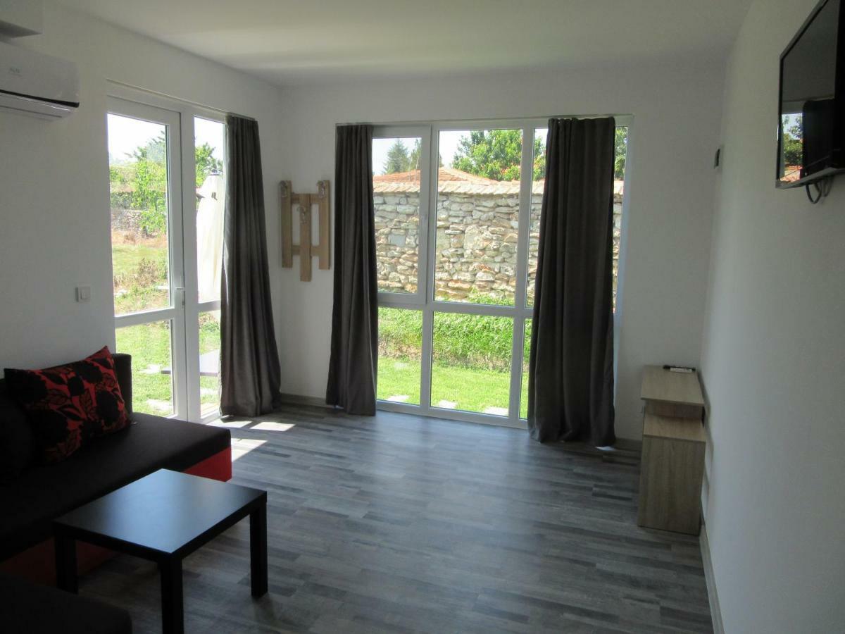 Karia Apartments Sjabla Exteriör bild