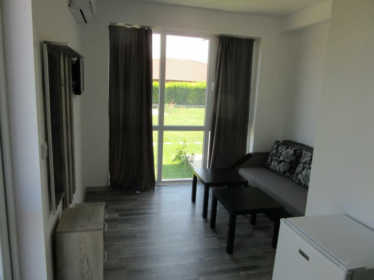 Karia Apartments Sjabla Exteriör bild